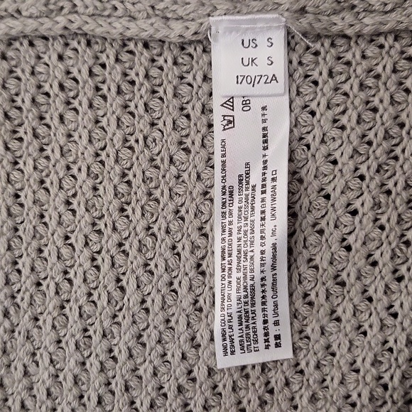 NWOT, ❤ , Free People Beach. "Hailee sweater - Picture 14 of 16